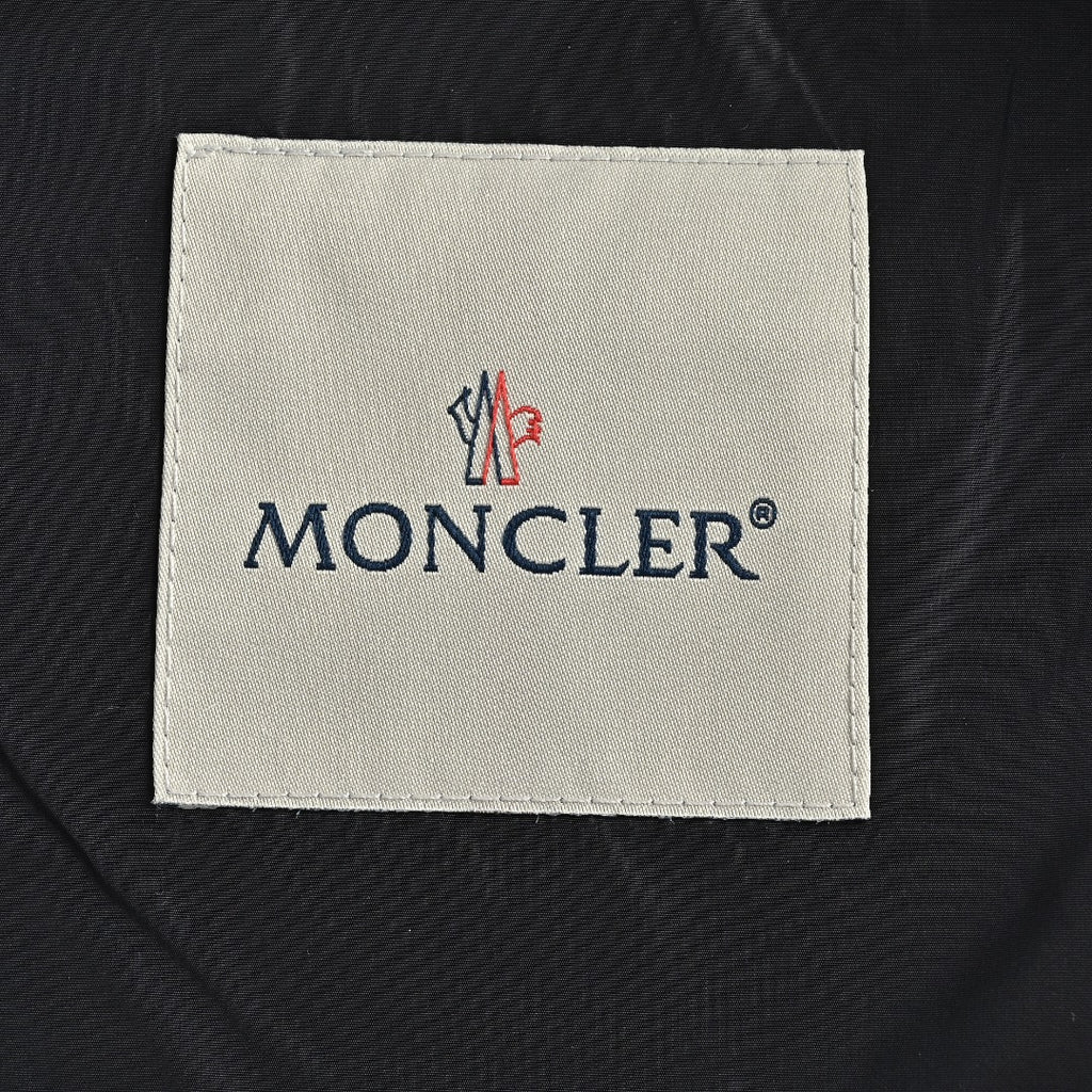 Moncler Chest Logo Embroidered Letter Tape Hooded Zip-Up Jacket