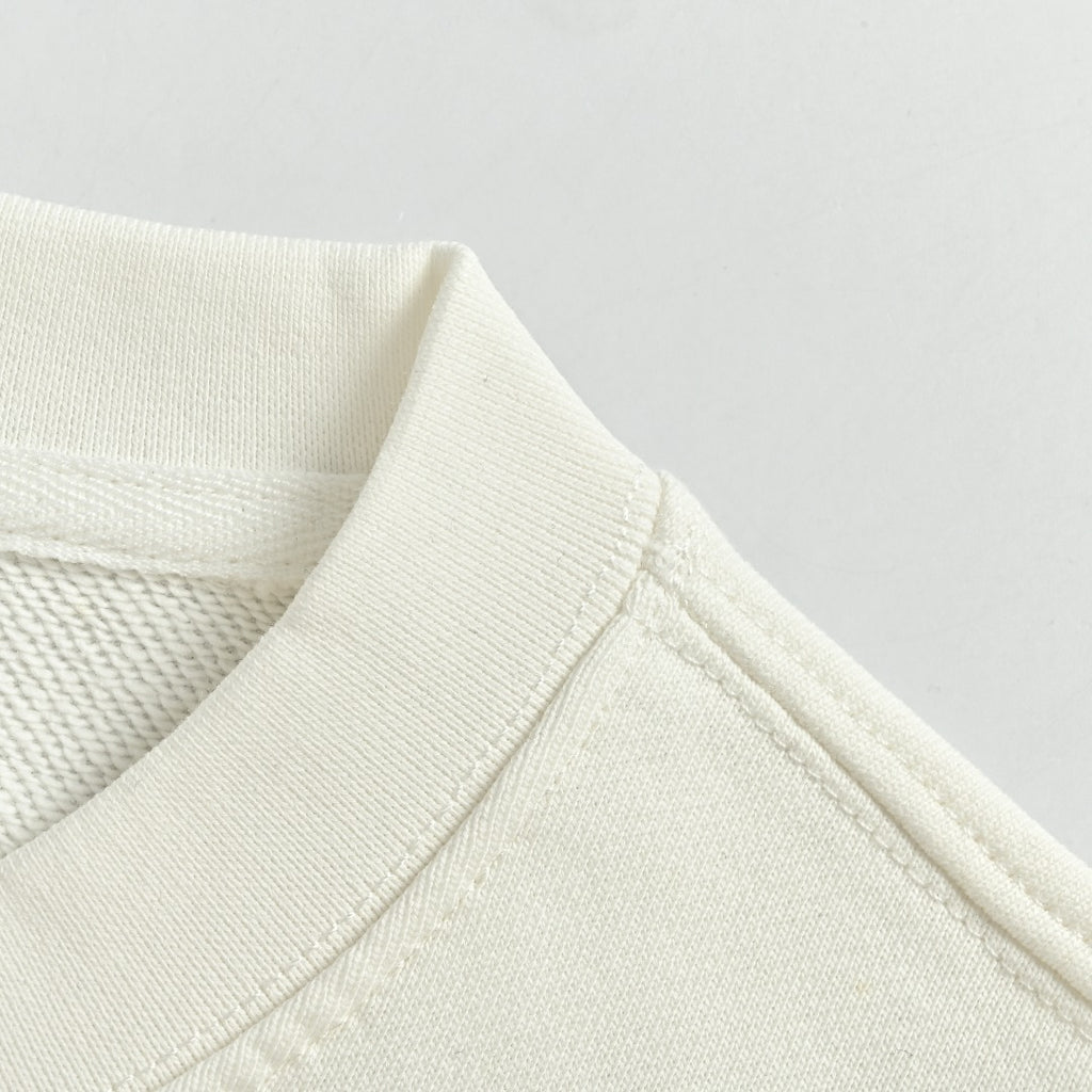 Moncler 26SS Classic Badge Embroidered Logo Crew Neck Sweatshirt