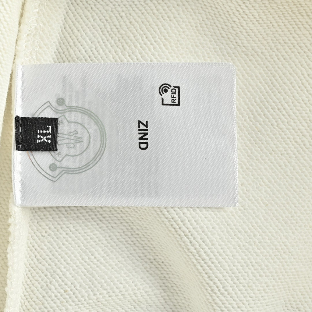 Moncler 26SS Classic Badge Embroidered Logo Crew Neck Sweatshirt