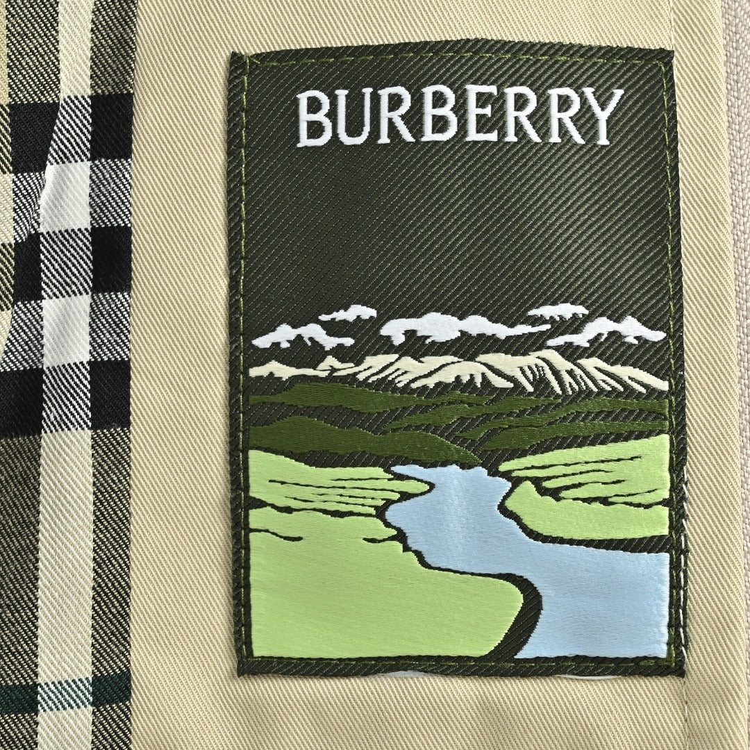 Burberry 26SS Sleeve Equestrian Knight Embroidery Spread Collar Jacket Sand
