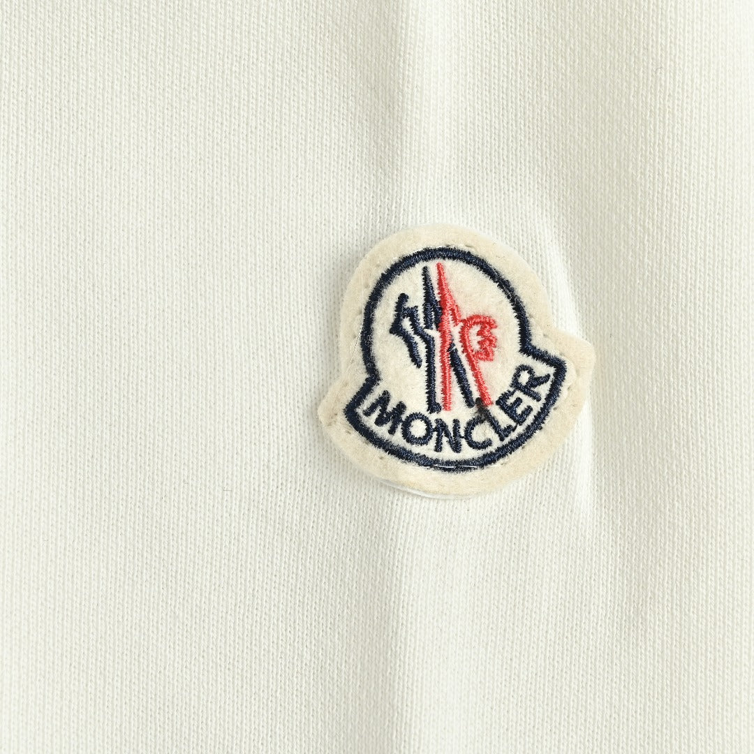 Moncler 26SS Contrast Color Large Logo Crew Neck Sweatshirt White