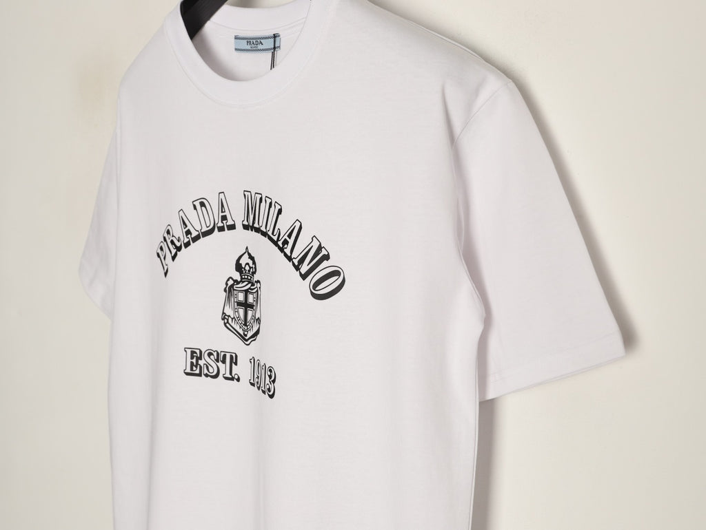 Prada 26SS Milano Logo Graphic Short-Sleeve T-Shirt - Black（副本）