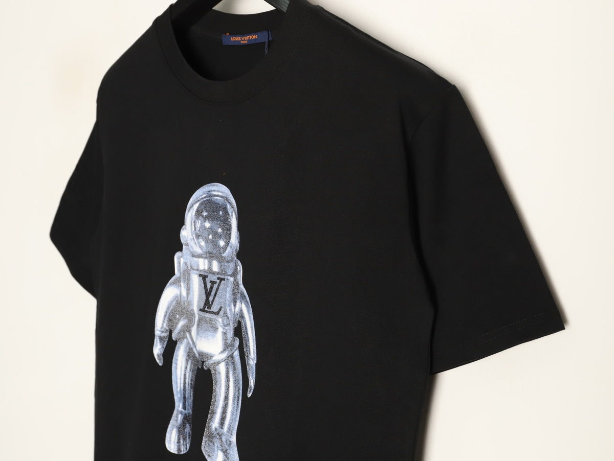 Louis Vuitton Astronaut Graphic Short-Sleeve T-Shirt - Black