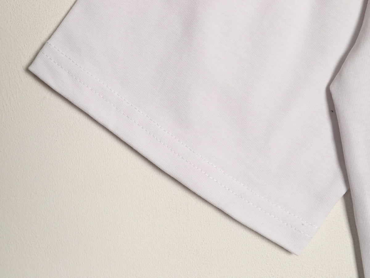 Louis Vuitton Globe Slogan Back-Print T-Shirt - White