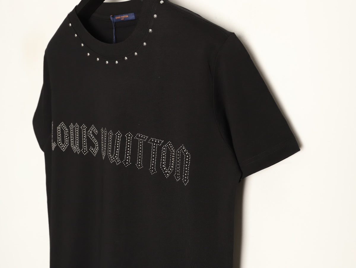 Louis Vuitton Dotted Lettering T-Shirt - Black