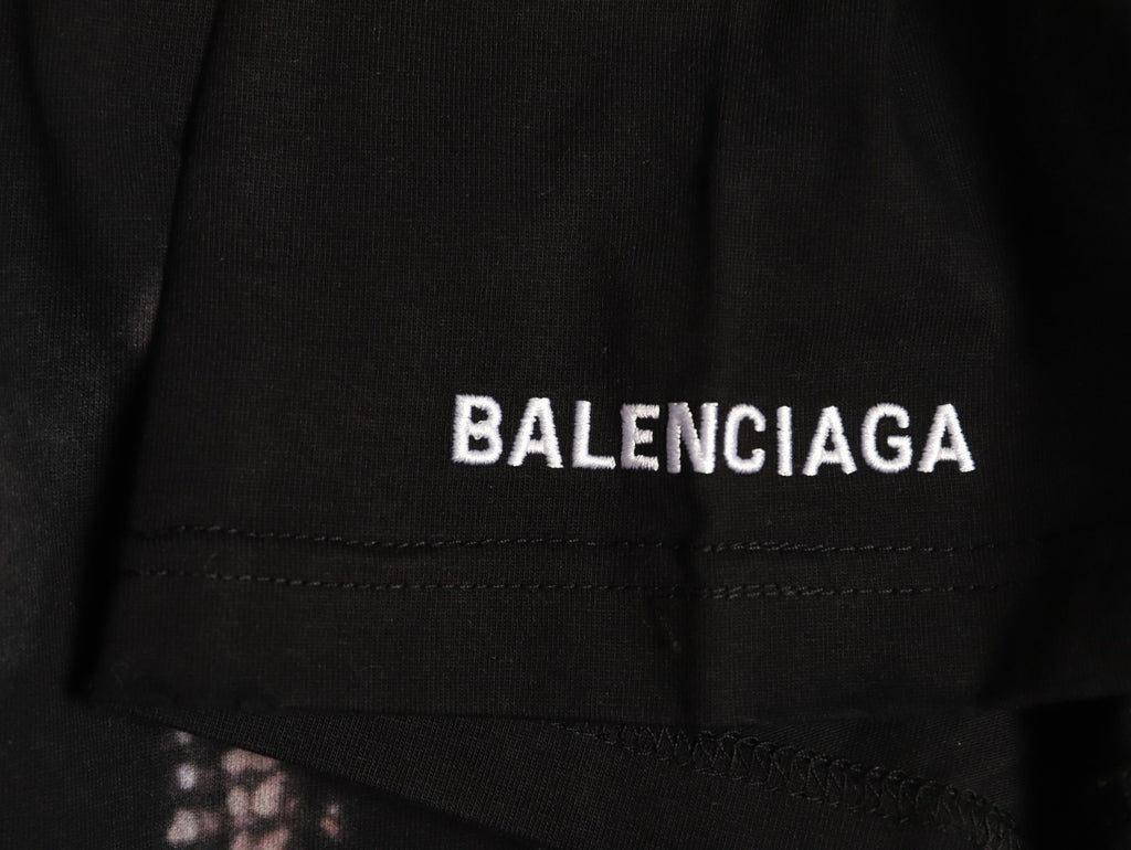 Balenciaga Look Away Portrait Graphic T-Shirt - Black