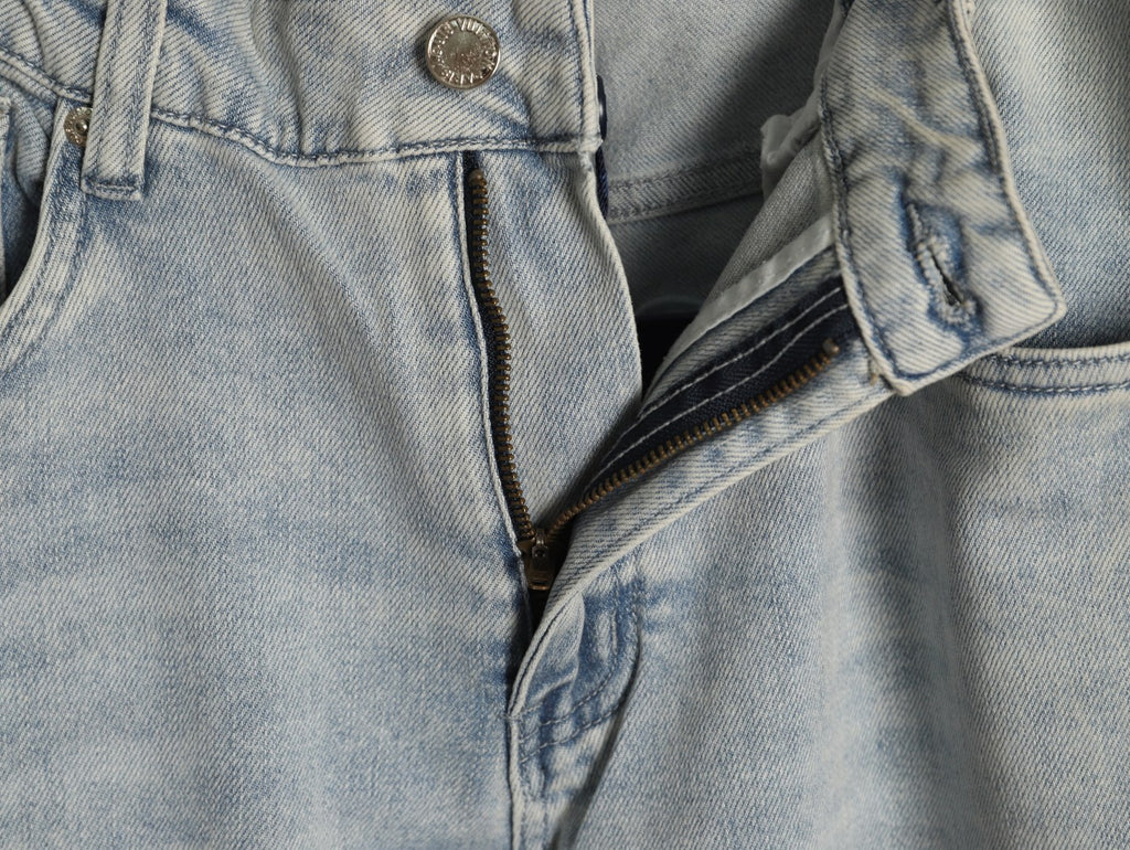 Louis Vuitton Back-Pocket Graphic Jeans - Light Gray