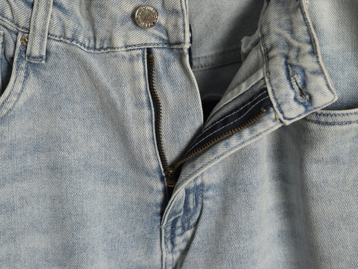 Louis Vuitton Back-Pocket Graphic Jeans - Light Gray