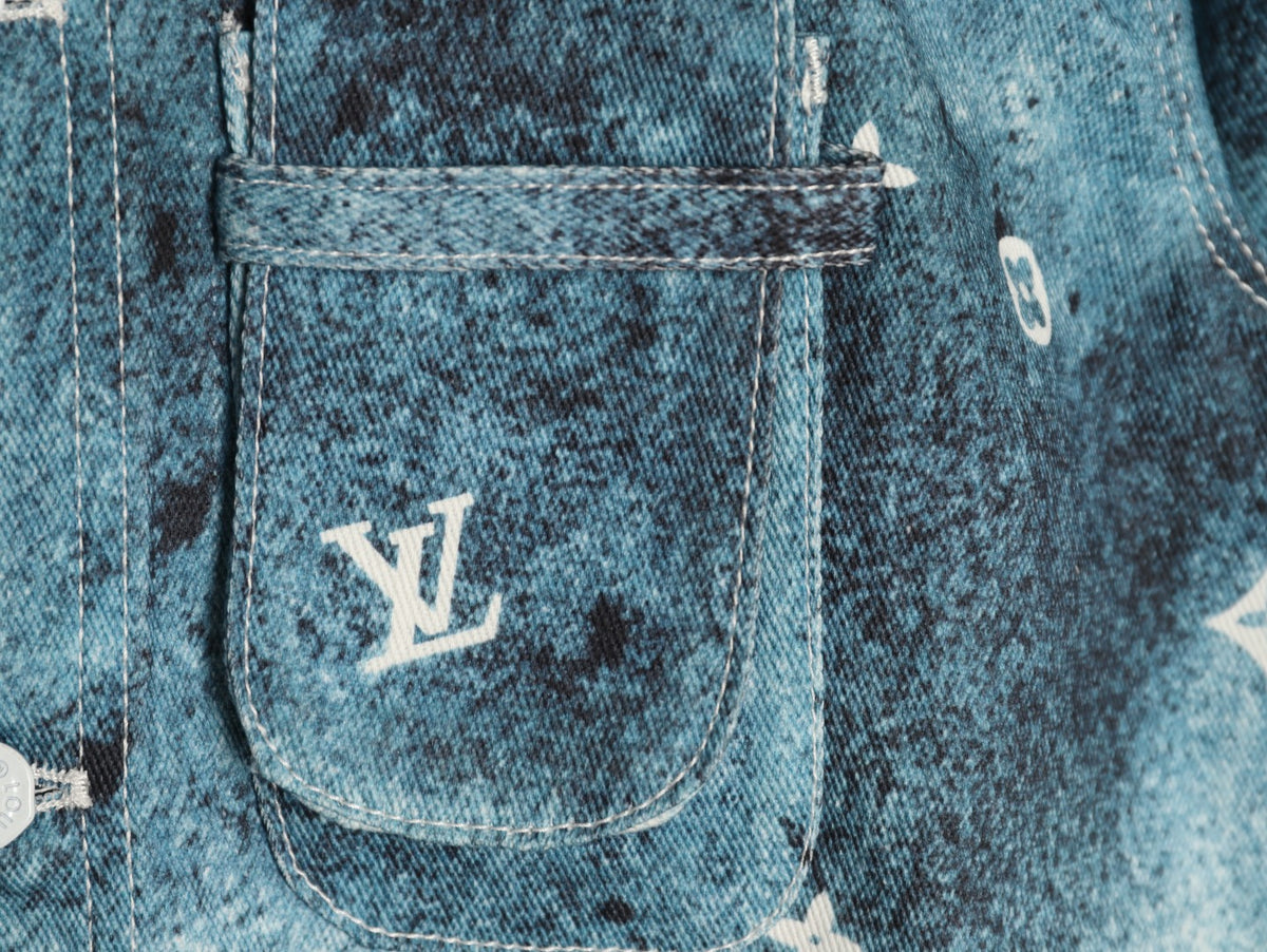 Louis Vuitton Galaxy-Style Monogram Gradient Denim Shirt Jacket - Blue and Cream