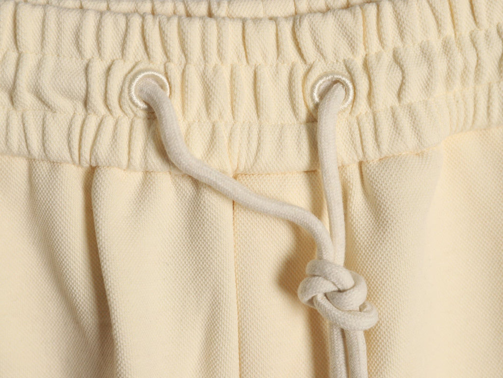 Burberry Equestrian-Emblem Check-Side Shorts - Cream