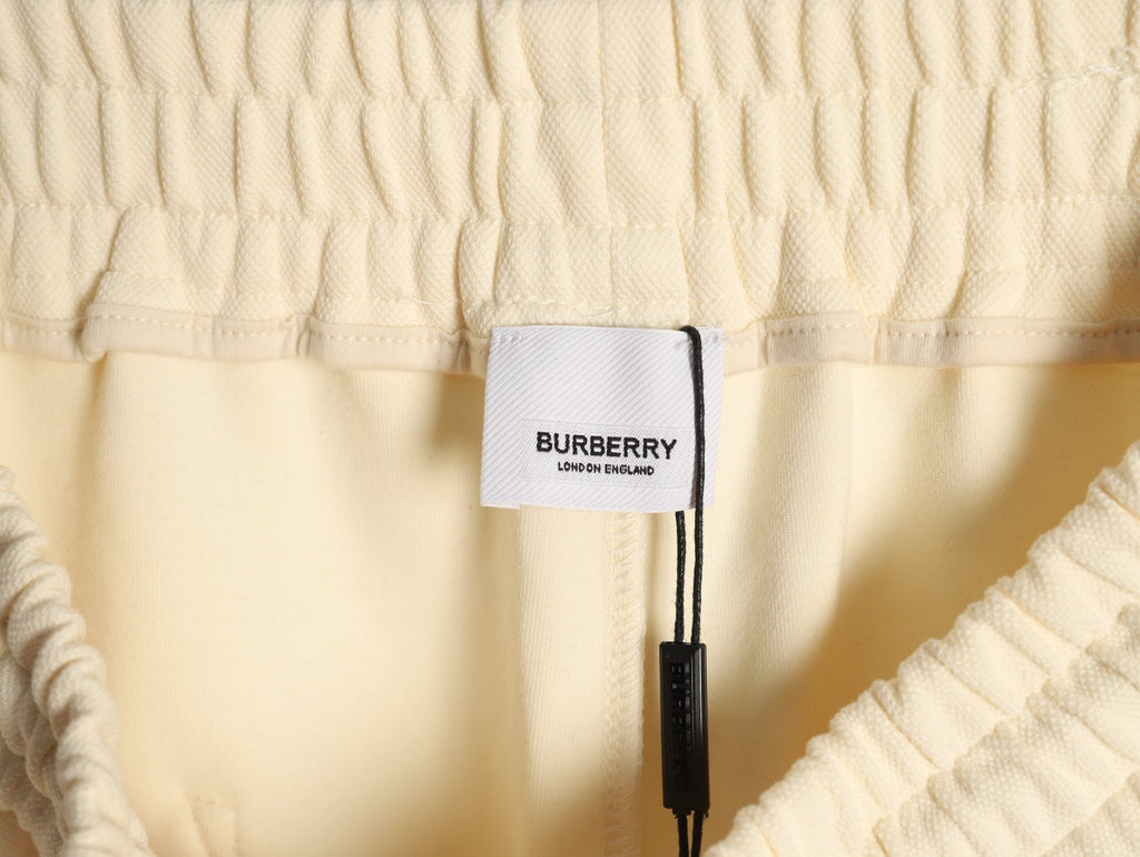 Burberry Equestrian-Emblem Check-Side Shorts - Cream