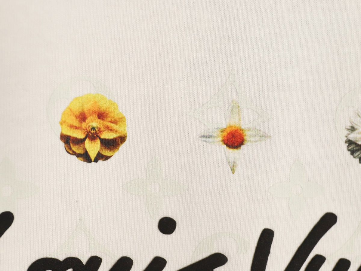 Louis Vuitton Paris Lettering and Daisy-Style Motif T-Shirt - Cream