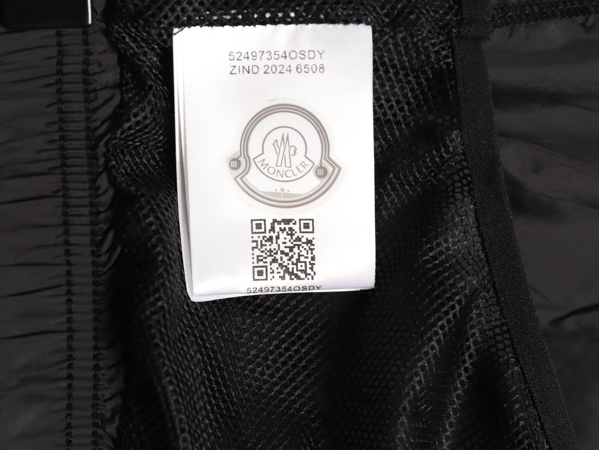 Moncler White-Emblem Drawstring Shorts - Black